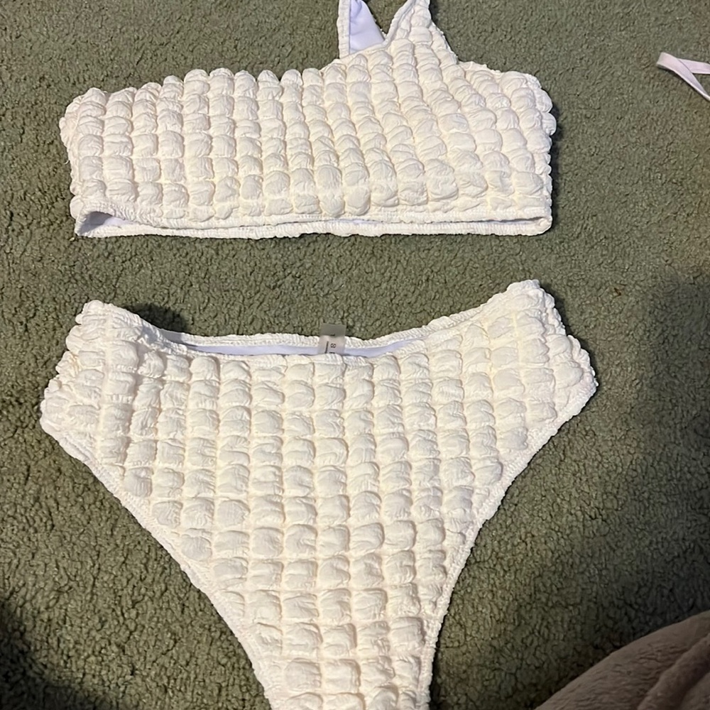 High waisted textured swimsuit